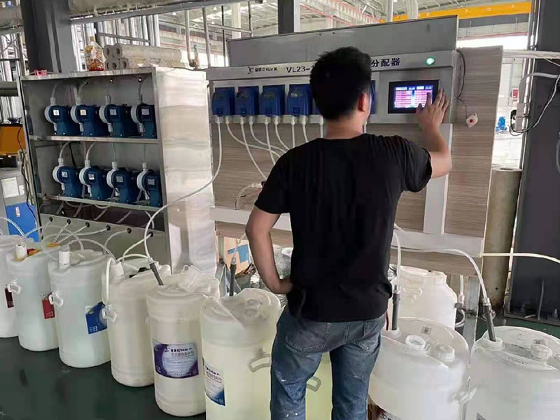 玉龙全自动进料-01